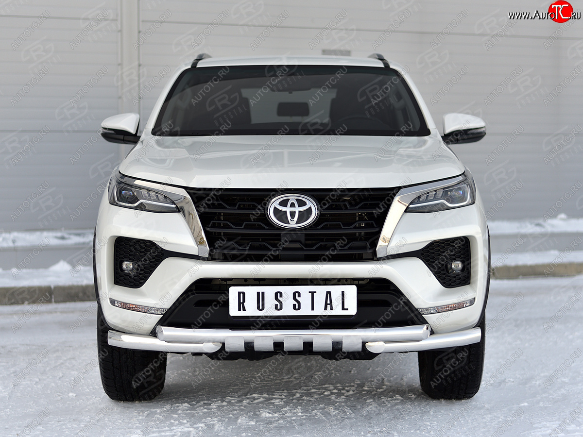 21 899 р. Защита переднего бампера (Ø63 мм с клыками, нержавейка) Russtal Toyota Fortuner AN160 рестайлинг (2020-2024)  с доставкой в г. Омск