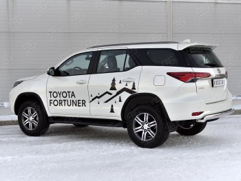 10 649 р. Защита заднего бампера (Ø75х42 мм, нержавейка) Russtal  Toyota Fortuner  AN160 (2020-2024) рестайлинг  с доставкой в г. Омск. Увеличить фотографию 3