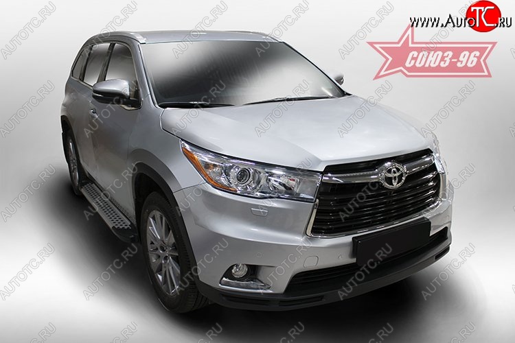 9 089 р. Пороги из алюминиевого профиля Souz-96 Toyota Highlander XU50 дорестайлинг (2013-2017)  с доставкой в г. Омск