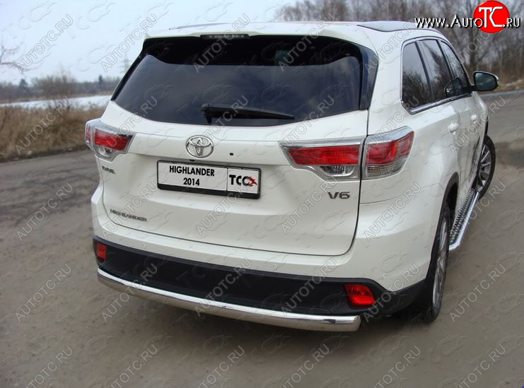 24 099 р. Защита заднего бампера (овальная) ТСС (нержавейка d75х42 мм)  Toyota Highlander  XU50 (2013-2017) дорестайлинг  с доставкой в г. Омск