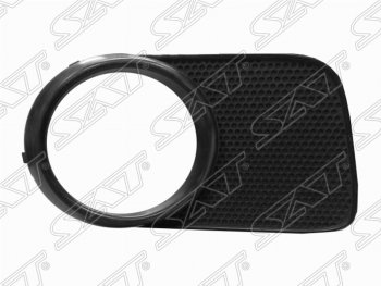 Правая рамка противотуманной фары SAT Toyota Wish XE10 дорестайлинг (2003-2005)