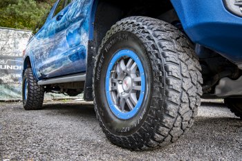 Грязевая покрышка Mickey Thompson BAJA ATZP3 R16 285x75 Toyota Land Cruiser Cygnus j100 дорестайлинг (1998-2003) 