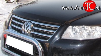 2 799 р. Дефлектор капота NovLine Volkswagen Touareg GP рестайлинг (2006-2010)  с доставкой в г. Омск