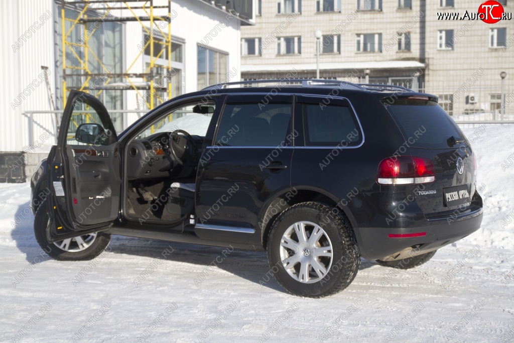 1 339 р. Накладки на внутренние пороги передних дверей RA  Volkswagen Touareg  GP (2006-2010) рестайлинг  с доставкой в г. Омск